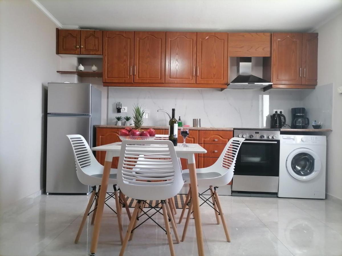 Sunrise 2 Apartment Souda